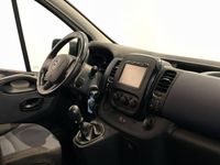 begagnad Opel Vivaro 2.9t 1.6 CDTI BIturbo Manuell, 125hk 6-väx MOMS