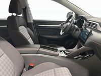 Begagnad MG ZS Comfort 114 kW (156 HK) 2022 Vit Halvkombi