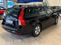 Begagnad Volvo V50 Momentum 109 HK (80 kW) 2010 Svart Kombi