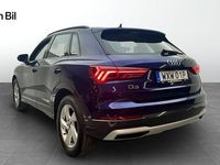 Begagnad Audi Q3 Advanced 150 HK (110 kW) 2023 Navarrablå metallic SUV