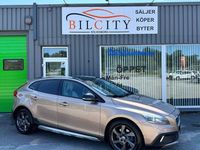 Begagnad Volvo V40 CC Summum 255 HK (187 kW) 2013 Brun Kombi