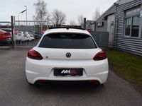 begagnad VW Scirocco R Panorama Keyless Dynaudio 265hk LÅGMIL