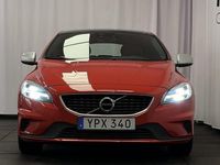 Begagnad Volvo V40 R-Design 152 HK (111 kW) 2017 Röd