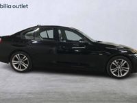 begagnad BMW 330 i xDrive Sedan Sport line Drag Skinn Navi