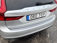 Begagnad Volvo V90 Momentum 190 HK (139 kW) 2019 Kombi