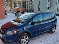Begagnad VW Touran Cross 140 HK (102 kW) 2013 Minibuss