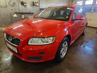 Begagnad Volvo V50 Kinetic 145 HK (106 kW) 2011 Röd Kombi