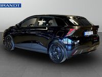 Begagnad MG MG4 EV 125 kW (171 HK) 2023 Svart Halvkombi