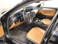 Begagnad BMW 530 184 HK (135 kW) 2022 Svart Kombi