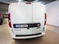 Begagnad Fiat Doblò 105 HK (77 kW) 2019 Vit Minibuss