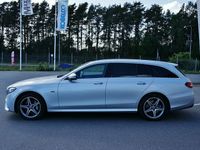 begagnad Mercedes E300 T Plug-In AMG Line 360° Panorama Navi Värmare 306hk