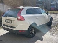 begagnad Volvo XC60 D4 AWD Geartronic Momentum BLIS Drag 163hk