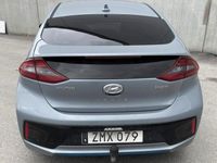 begagnad Hyundai Ioniq Plug-in Premium +Drag M-värm S+V-däck Navi