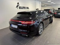 Begagnad Porsche Panamera 4 Sport Turismo 330 HK (242 kW) 2018 Jet svart metallic Sedan
