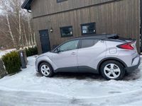 Begagnad Toyota C-HR Executive 184 HK (135 kW) 2020 SUV