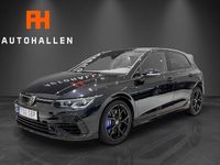 Begagnad VW Golf VIII R 320 HK (235 kW) 2022 Svart Halvkombi