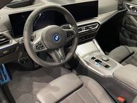 begagnad BMW i4 Edrive40 M Sport Charged Innovation Drag Fartpilot hk