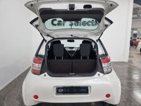 begagnad Toyota iQ 1.33 Dual VVT-i Super CVT 2009, Halvkombi