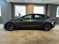 begagnad Tesla Model 3 Long Range AWD Dragkrok Nyskick LEASBAR/MOMS