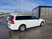 begagnad Volvo V70 D4 Momentum BT SoV Rattvärme Drag Blis Voc