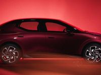 Ny Lynk & Co 02 30 HK (22 kW) 2025 SUV