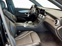 Begagnad Mercedes GLC300e 306 HK (225 kW) 2021 Svart Kombi