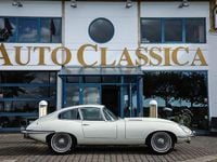 Begagnad Jaguar E-Type 269 HK (197 kW) 1971 Vit Sportkupé