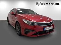 Begagnad Kia Optima Advance 205 HK (150 kW) 2019 /cr5/ runway red m Kombi