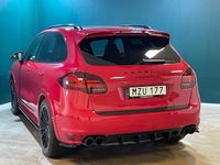 Begagnad Porsche Cayenne GTS 420 HK (308 kW) 2012 Röd SUV