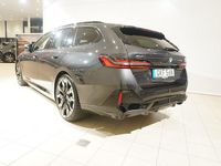 Begagnad BMW 550e Comfort Edition 313 HK (230 kW) 2025 Grå Kombi