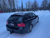 begagnad BMW 320 d xDrive Touring E91 Automat | Nybess | Drag