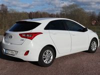begagnad Hyundai i30 5-dörrar 1.6 CRDi Eu6 Rattvärme Värmare 2017, Halvkombi