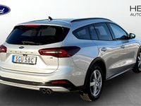 Begagnad Ford Focus Active 124 HK (91 kW) 2023 Moondust silver Kombi