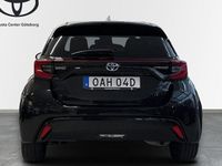 begagnad Toyota Yaris Hybrid 1,5 5D STYLE BI-TONE 2021, Halvkombi