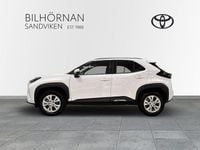 Begagnad Toyota Yaris Hybrid Active 117 HK (86 kW) 2023 Vit