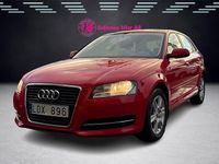 Begagnad Audi A3 Sportback Attraction 105 HK (77 kW) 2010 Röd Halvkombi