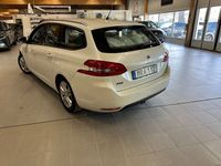 begagnad Peugeot 308 SW 1.2 T Kombi 110 Hk Dragkrok