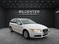 Begagnad Volvo V70 Summum 109 HK (80 kW) 2010 Vit Kombi