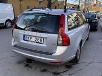 begagnad Volvo V50 D2 Momentum Euro 5
