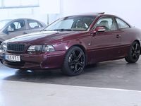 Begagnad Volvo C70 239 HK (175 kW) 1998 Mörkröd Sportkupé