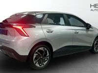 Begagnad MG MG4 EV 125 kW (170 HK) 2024 Grå Halvkombi