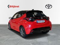 begagnad Toyota Yaris Hybrid CVT Premiere Edition