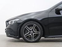 begagnad Mercedes CLA220 Shooting Brake / 190 hk