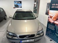 begagnad Volvo S60 2.4 Business NY BESKNING OCH KAMREM VATTENPUMP