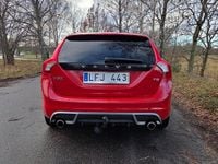 Begagnad Volvo V60 R-Design 150 HK (110 kW) 2011 Kombi