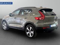 Begagnad Volvo XC40 Plus 214 HK (157 kW) 2023 Grön SUV