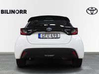 begagnad Toyota Yaris Hybrid 1,5 HYBRID 5D ACTIVE KOMFORTPAKET VHJUL/MV