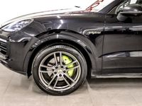 begagnad Porsche Cayenne E-HYBRID PASM SPORT CHRONO NAVI CARPLAY S +