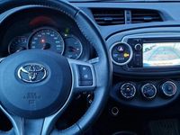 begagnad Toyota Yaris 5-dörrar 1.3 Bensin Manuell