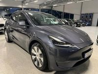 Begagnad Tesla Model Y 378 kW (514 HK) 2021 Grå SUV